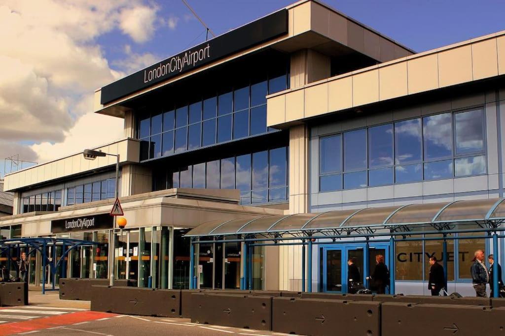 Full Apartment Close To Excel Centre, London City Airport , O2 Arena 외부 사진